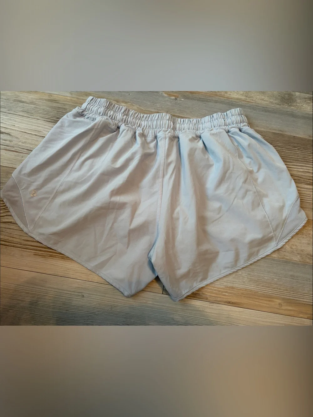 lululemon athletica light gray